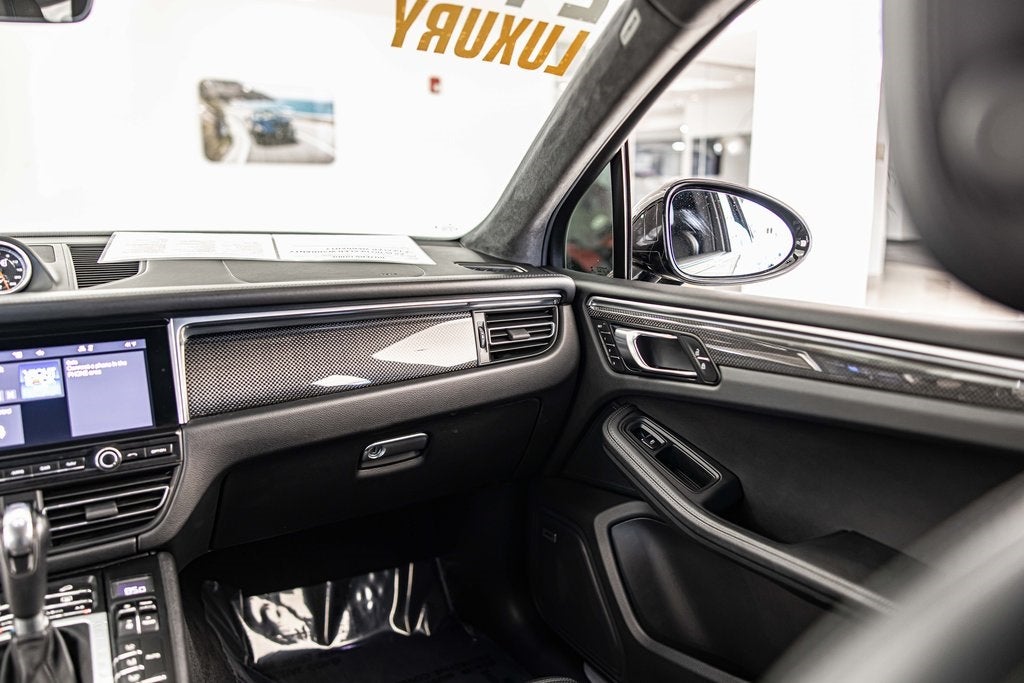 2021 Porsche Macan Turbo