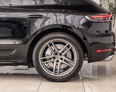 2021 Porsche Macan Turbo