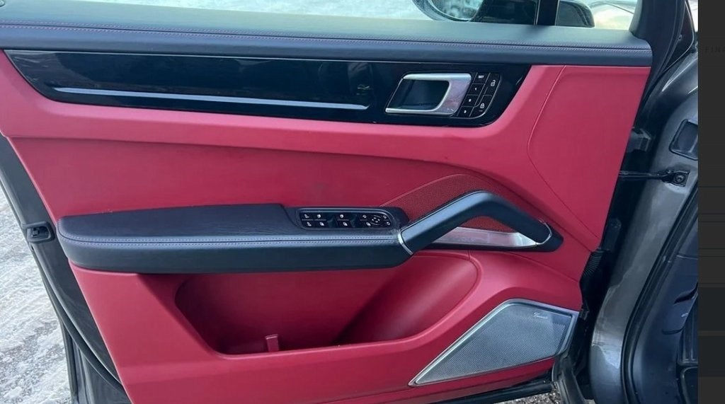 2021 Porsche Cayenne Turbo