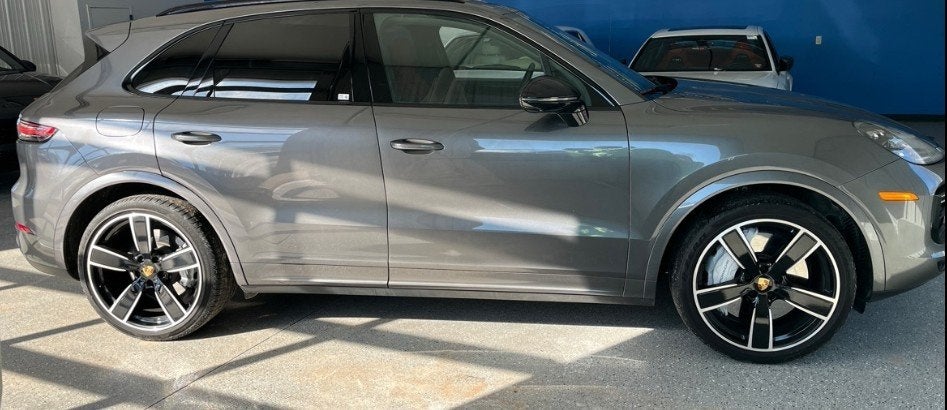 2021 Porsche Cayenne Turbo