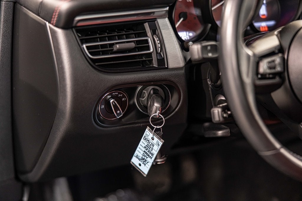 2023 Porsche Macan S