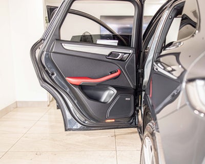 2023 Porsche Macan S