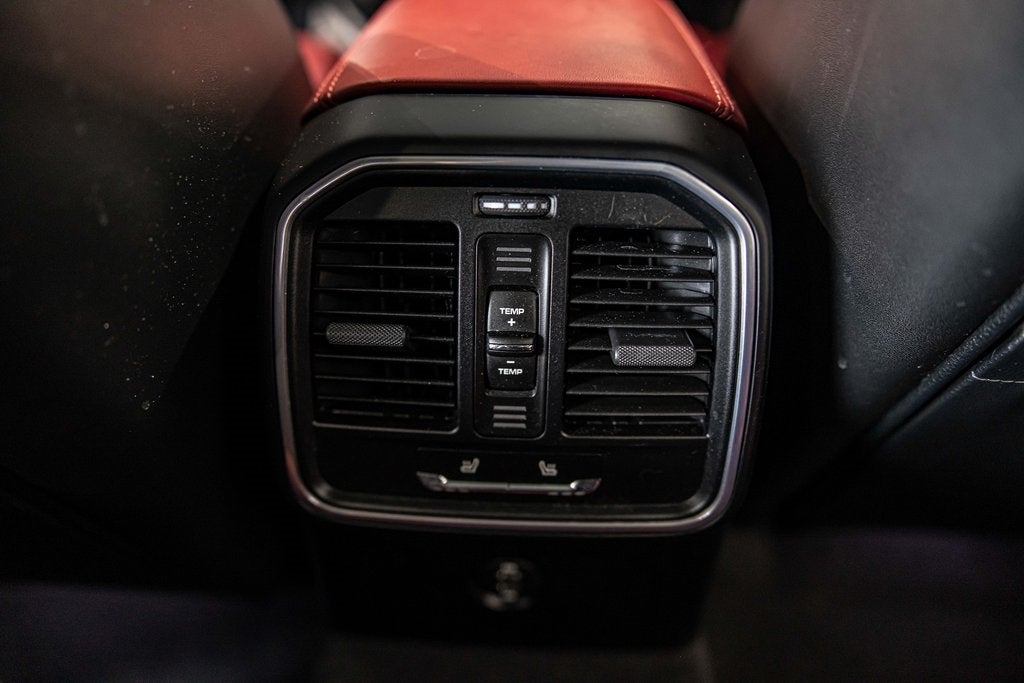 2023 Porsche Macan S