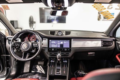 2023 Porsche Macan S