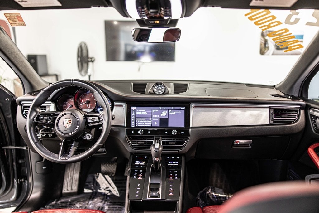 2023 Porsche Macan S
