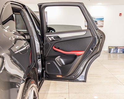 2023 Porsche Macan S