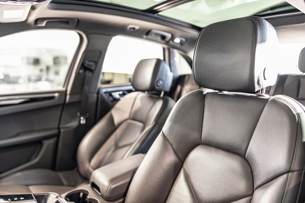 2022 Porsche Macan S