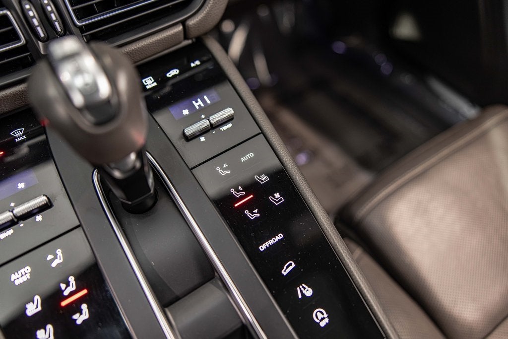 2022 Porsche Macan S