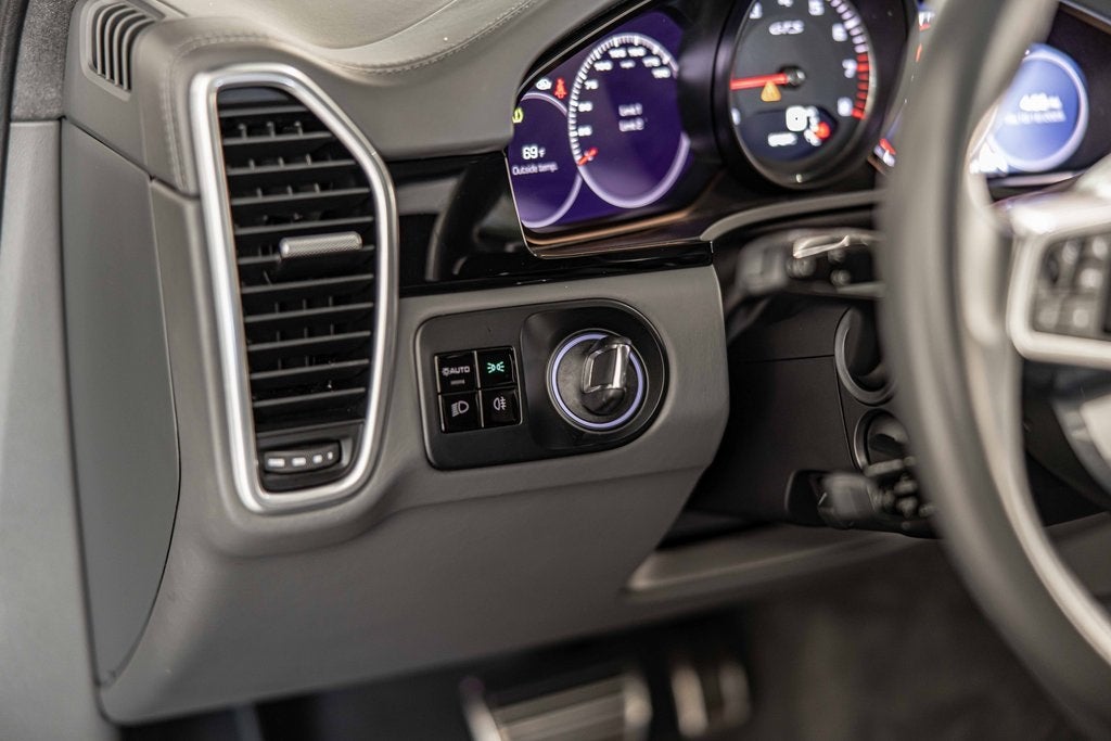 2021 Porsche Cayenne GTS