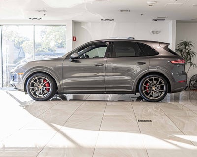 2021 Porsche Cayenne GTS