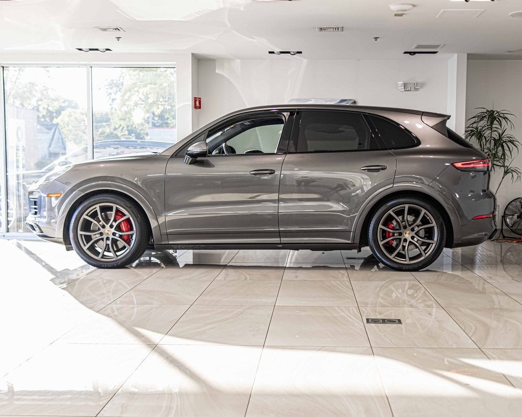 2021 Porsche Cayenne GTS