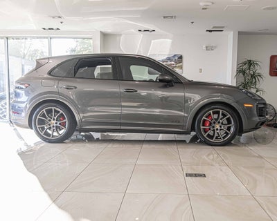 2021 Porsche Cayenne GTS