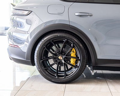 2024 Porsche Cayenne Coupe Turbo GT