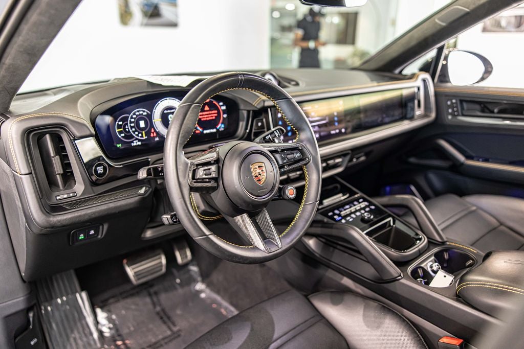2024 Porsche Cayenne Coupe Turbo GT