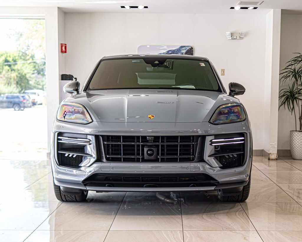 2024 Porsche Cayenne Coupe Turbo GT