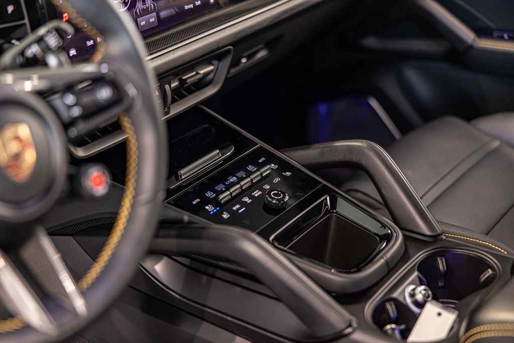 2024 Porsche Cayenne Coupe Turbo GT