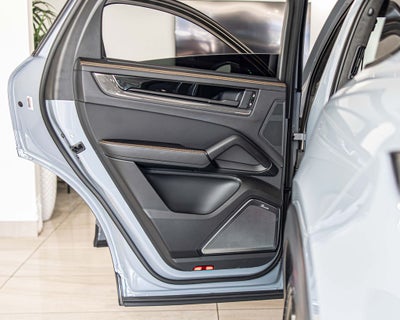 2024 Porsche Cayenne Coupe Turbo GT