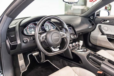 2012 Audi R8 5.2 quattro
