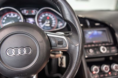 2012 Audi R8 5.2 quattro