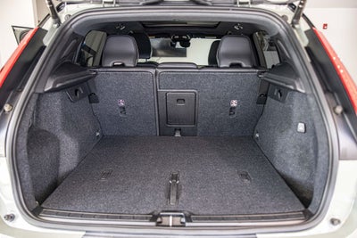 2021 Volvo XC40 Recharge Pure Electric P8