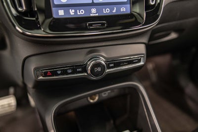 2021 Volvo XC40 Recharge Pure Electric P8