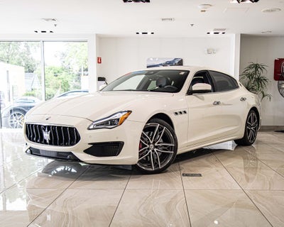 2023 Maserati Quattroporte Modena Q4