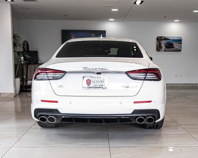 2023 Maserati Quattroporte Modena Q4
