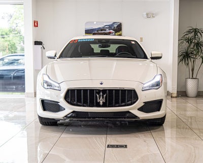 2023 Maserati Quattroporte Modena Q4