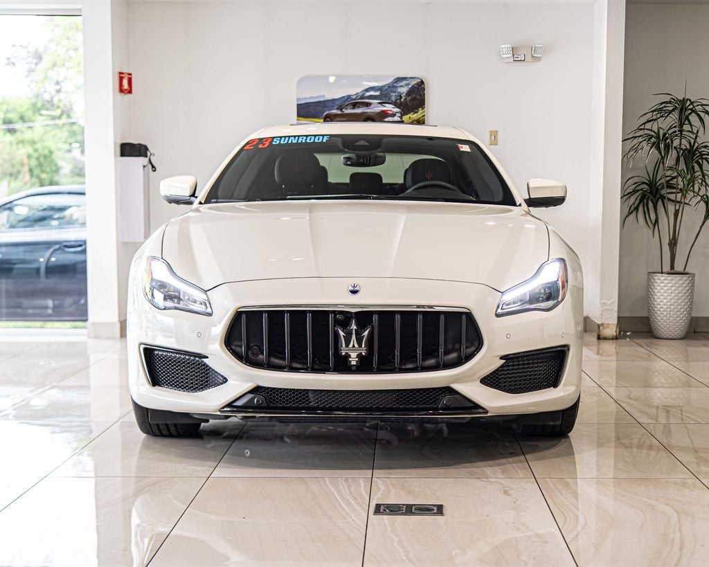 2023 Maserati Quattroporte Modena Q4