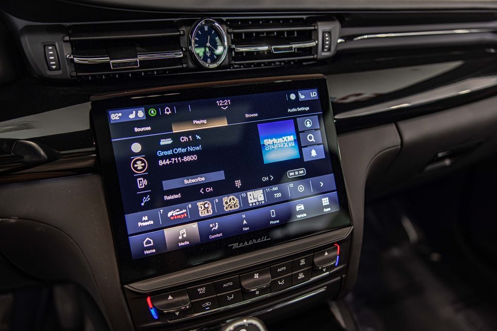 2023 Maserati Quattroporte Modena Q4