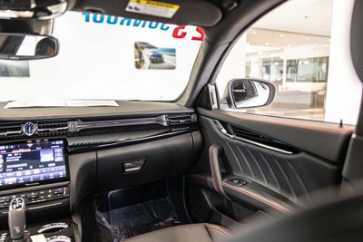 2023 Maserati Quattroporte Modena Q4