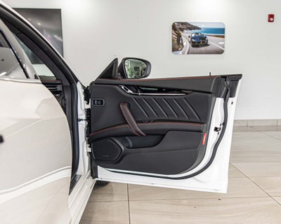 2023 Maserati Quattroporte Modena Q4