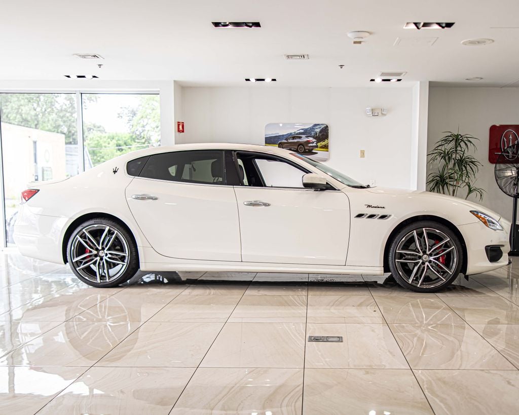 2023 Maserati Quattroporte Modena Q4