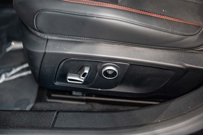 2023 Maserati Ghibli Modena Q4