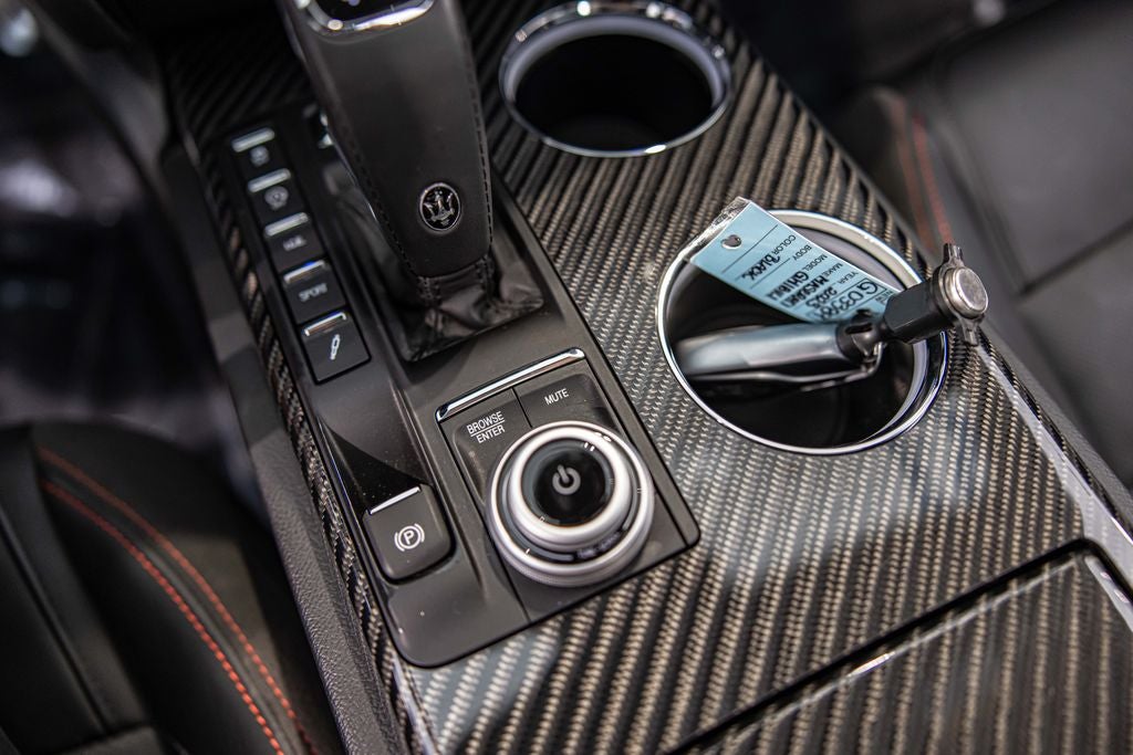 2023 Maserati Ghibli Modena Q4