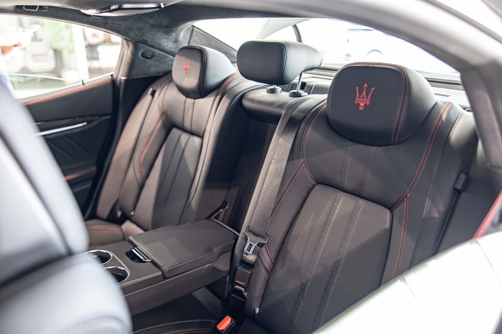 2023 Maserati Ghibli Modena Q4