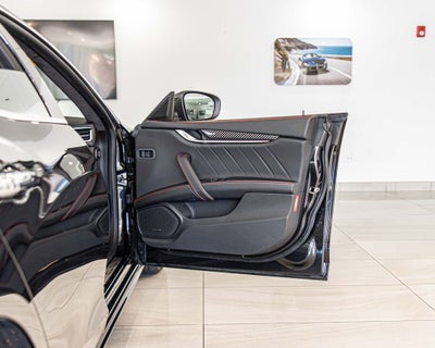 2023 Maserati Ghibli Modena Q4