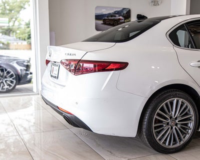 2017 Alfa Romeo Giulia Ti