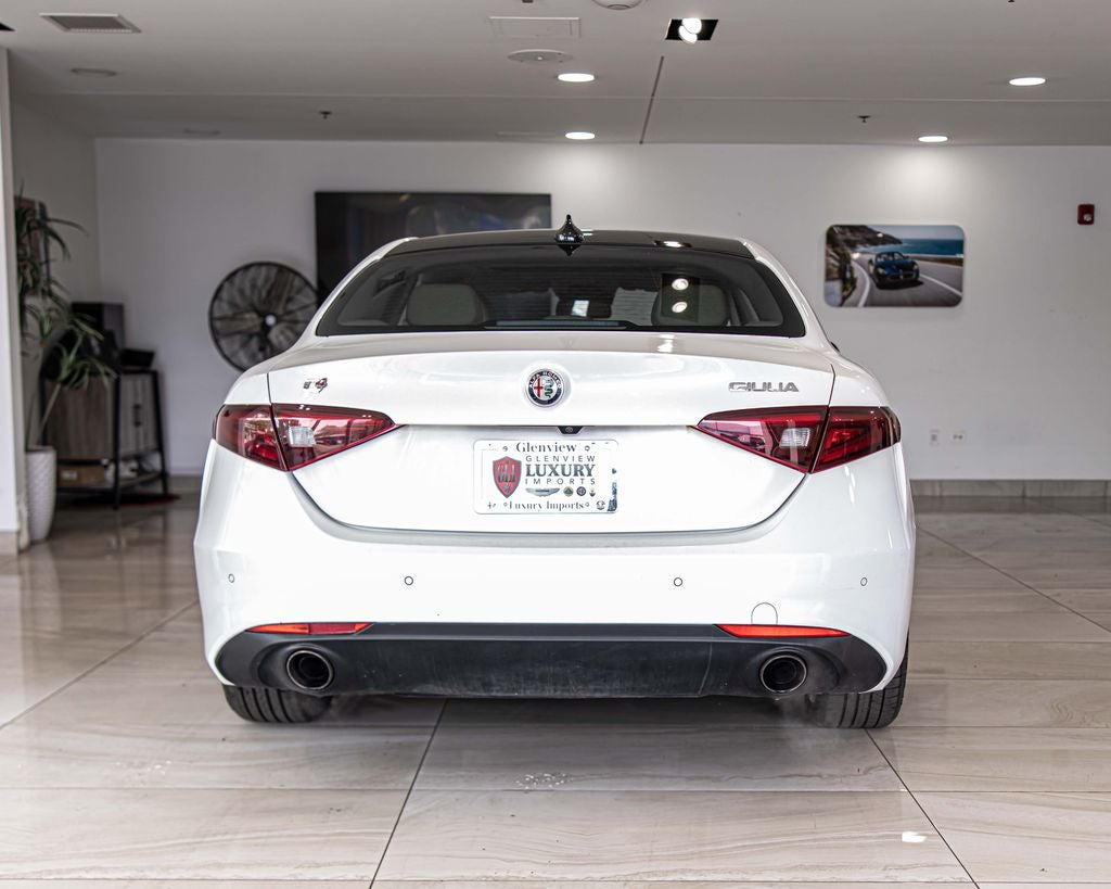 2017 Alfa Romeo Giulia Ti