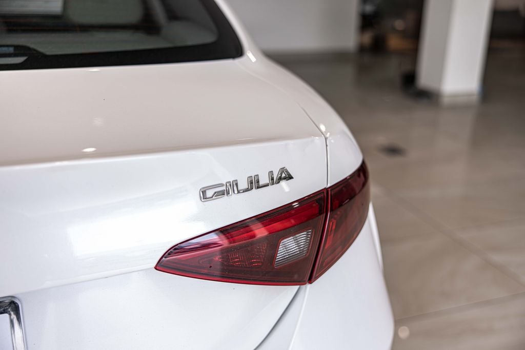 2017 Alfa Romeo Giulia Ti