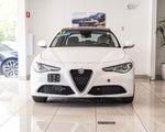 2017 Alfa Romeo Giulia Ti