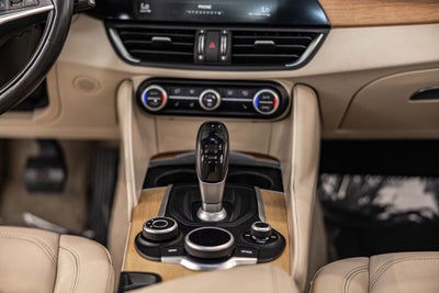 2017 Alfa Romeo Giulia Ti