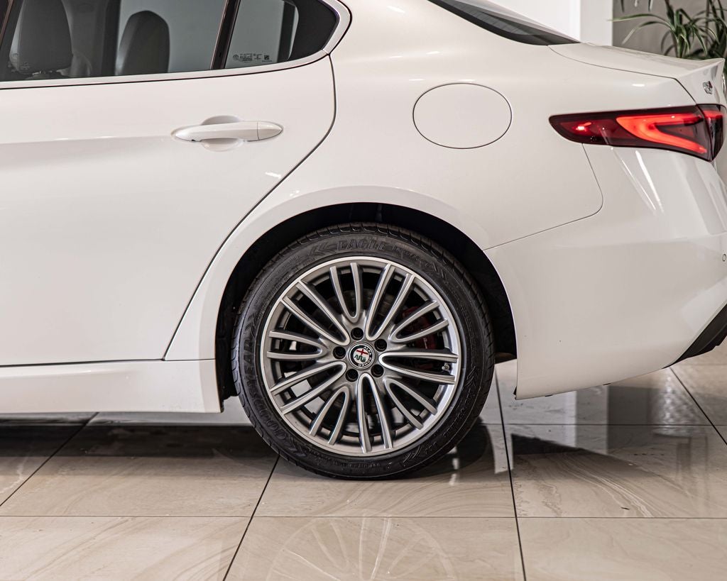 2017 Alfa Romeo Giulia Ti