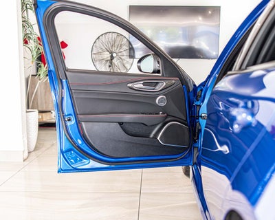 2023 Alfa Romeo Giulia Estrema