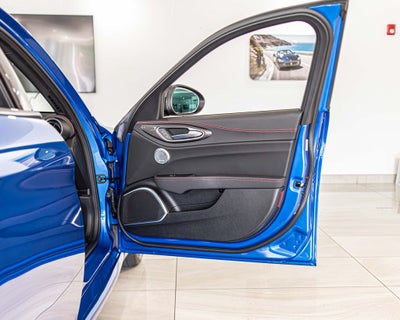 2023 Alfa Romeo Giulia Estrema