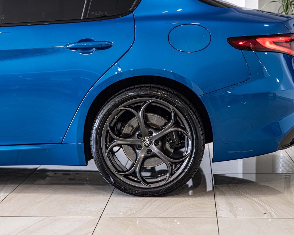 2023 Alfa Romeo Giulia Estrema