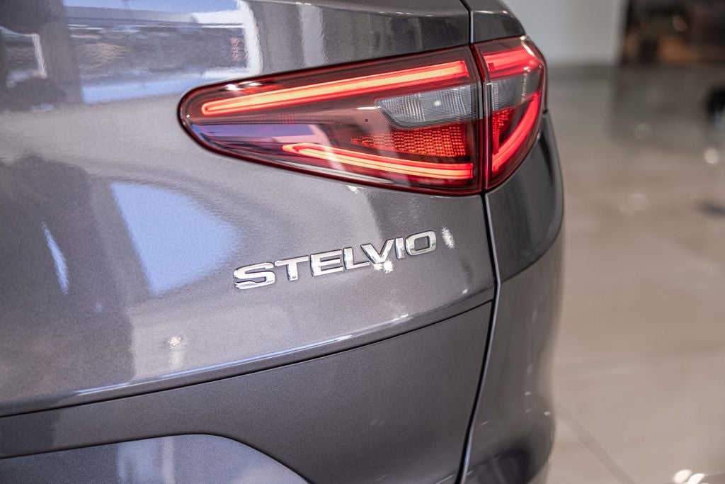 2023 Alfa Romeo Stelvio Ti
