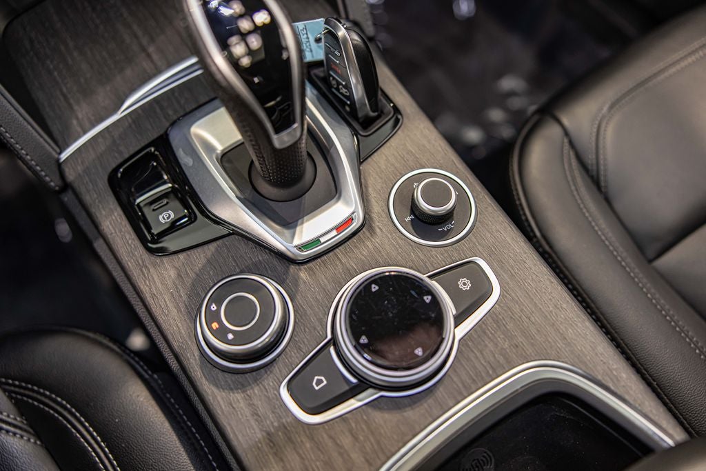 2023 Alfa Romeo Stelvio Ti