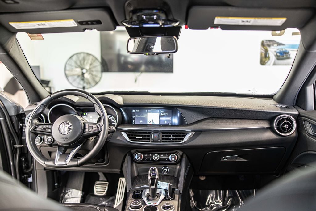 2023 Alfa Romeo Stelvio Ti