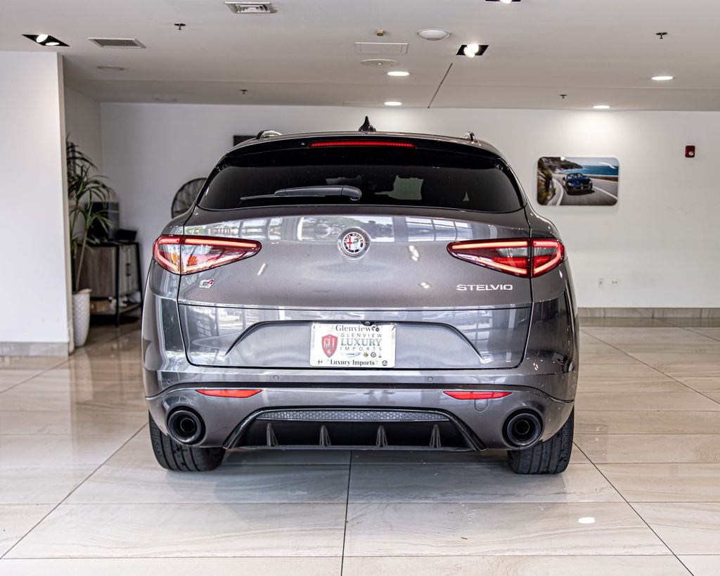 2022 Alfa Romeo Stelvio Veloce